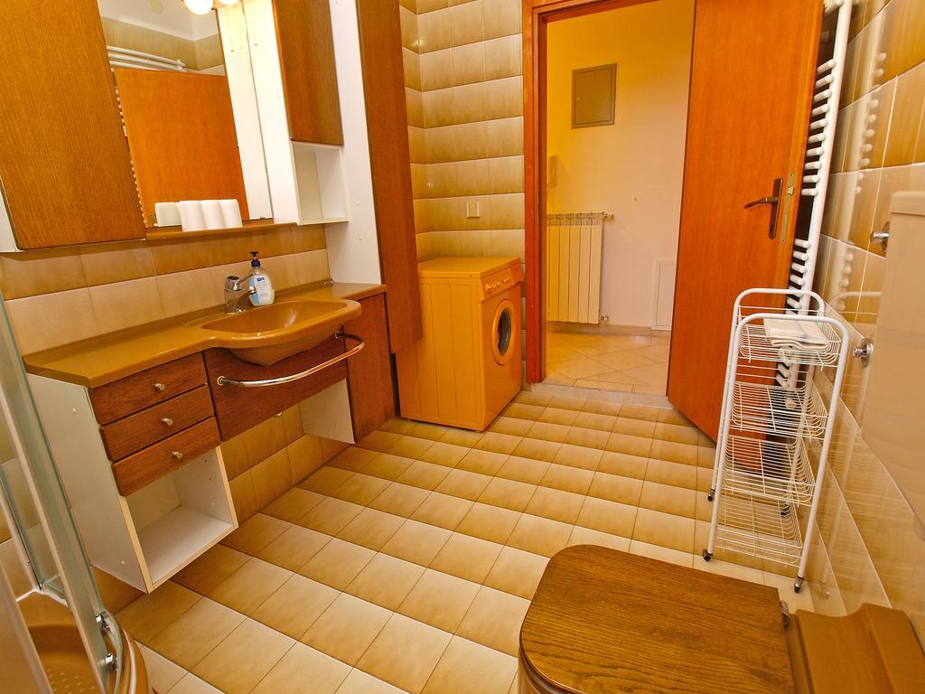 Apartments Fumica 954 普拉 外观 照片
