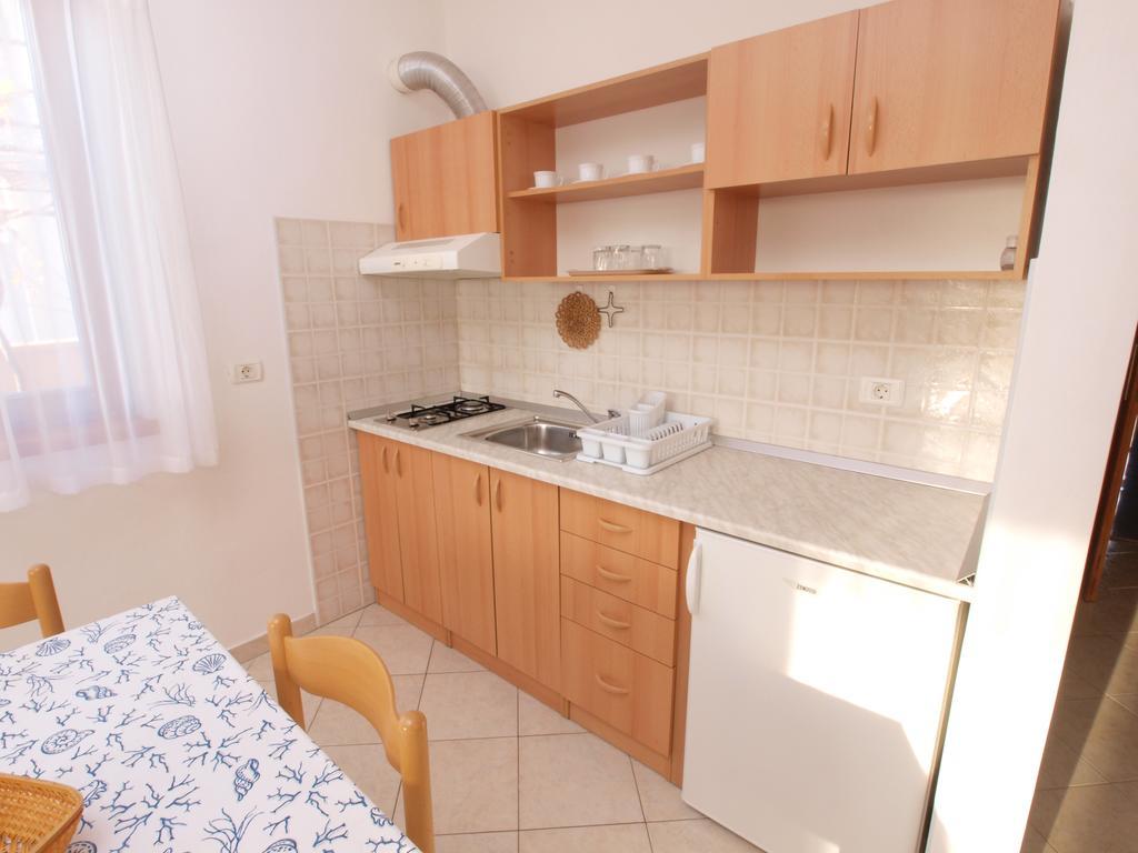 Apartments Fumica 954 普拉 外观 照片
