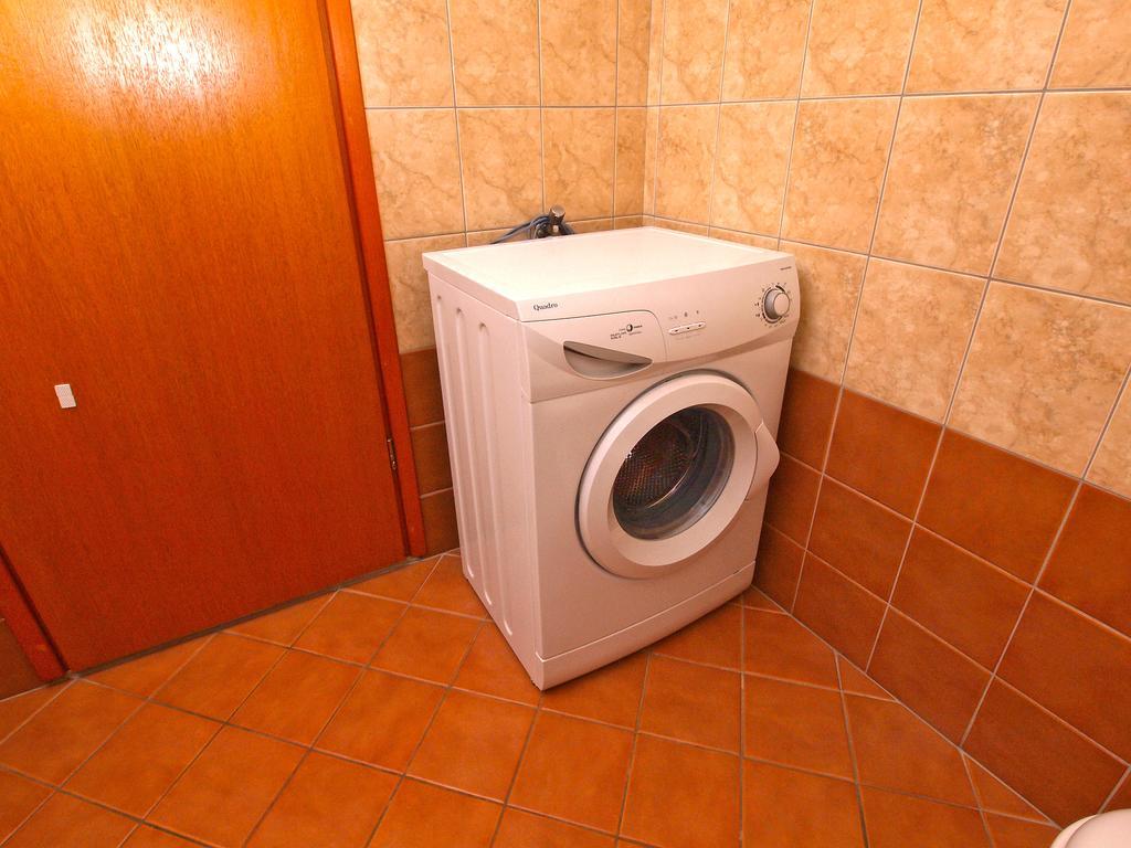 Apartments Fumica 954 普拉 外观 照片